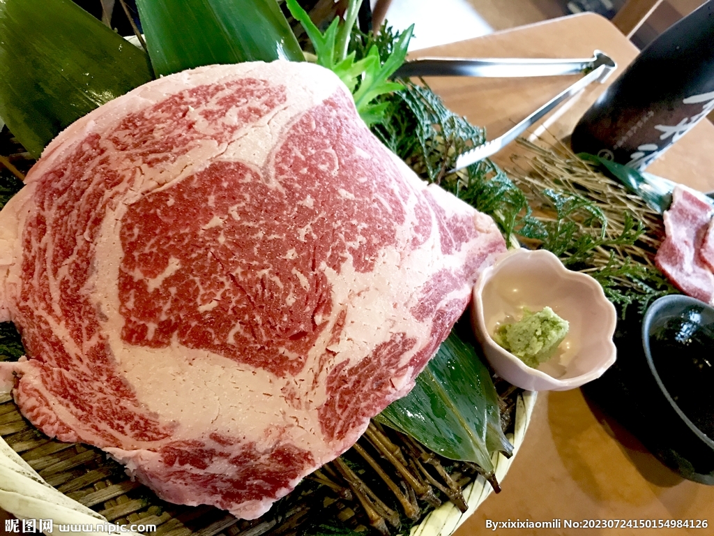 新鲜牛肉食材