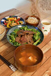牛肉烤肉套餐美食