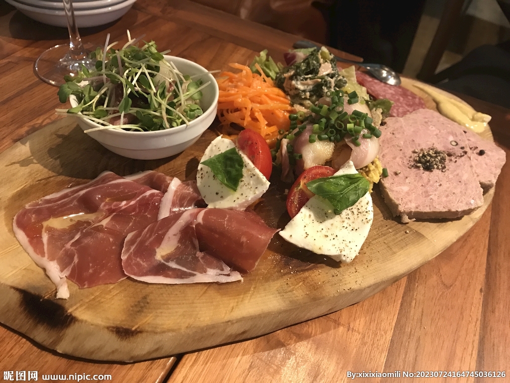 牛肉套餐美食