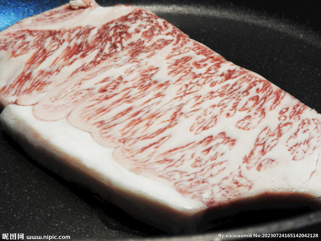 新鲜牛肉食材