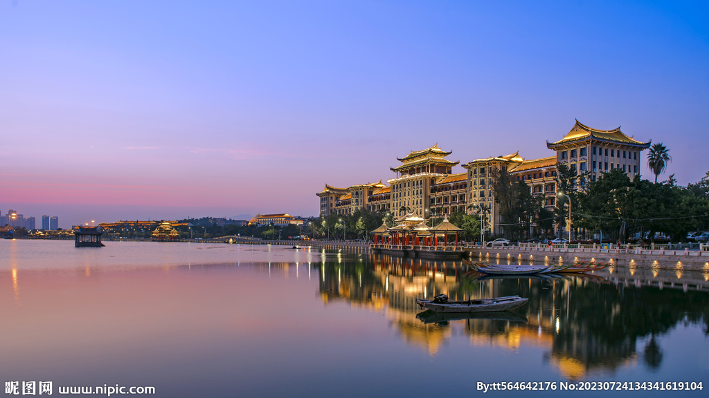 厦门集美龙舟池夜景