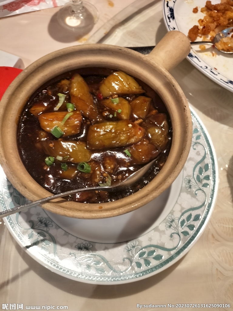 鱼香茄子煲