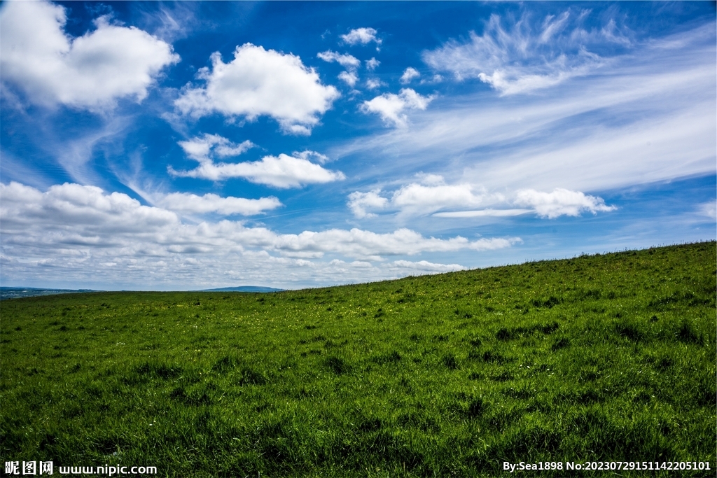 蓝天白云背景图
