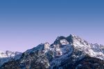 蓝天雪山