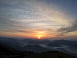 山顶日出