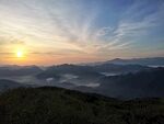 山顶日出