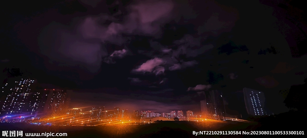 城市的夜空