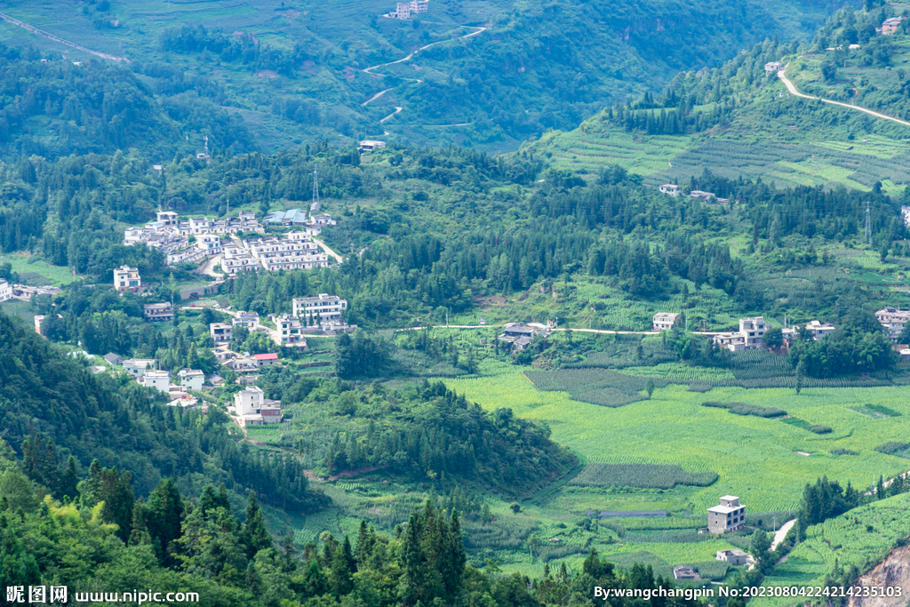 山村风貌