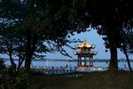 东湖夜色