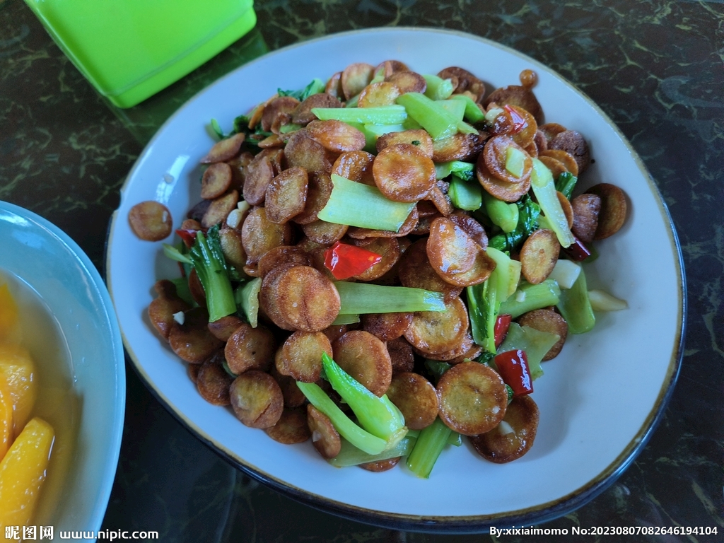 小青菜炒豆饼