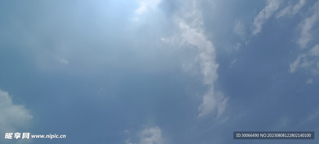 天空