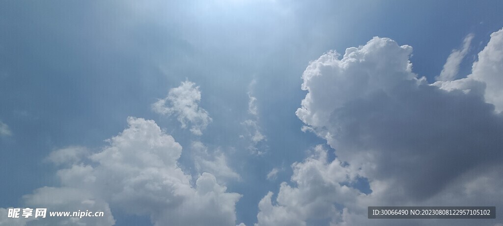 天空