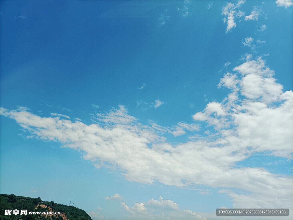 蓝天白云