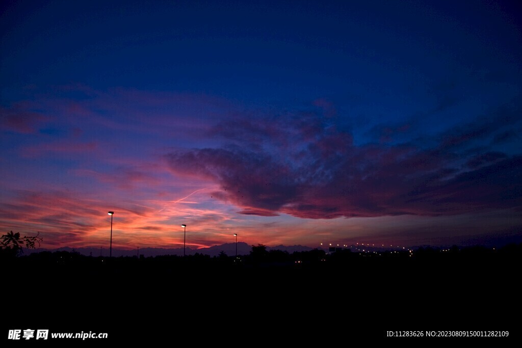 夕阳天空