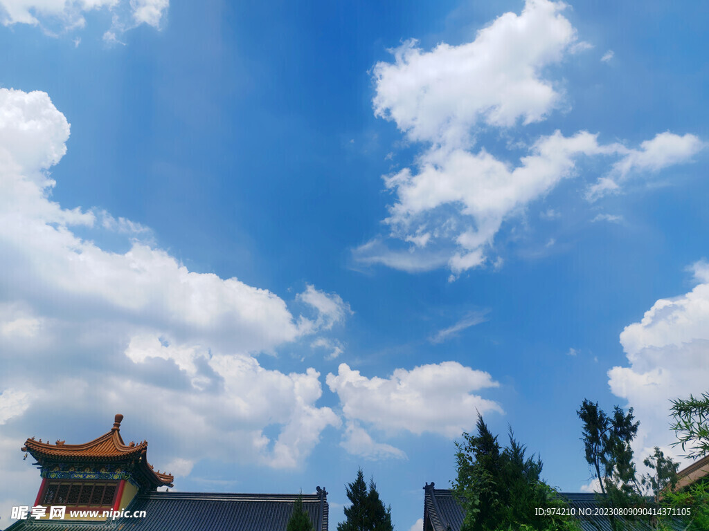 天空  钟楼