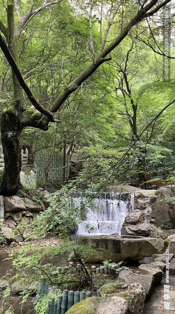 山西介休绵山风景视频