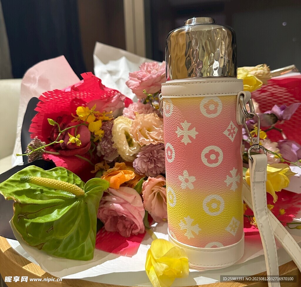 保温杯