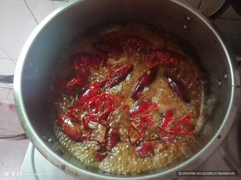 水煮蒜香小龙虾