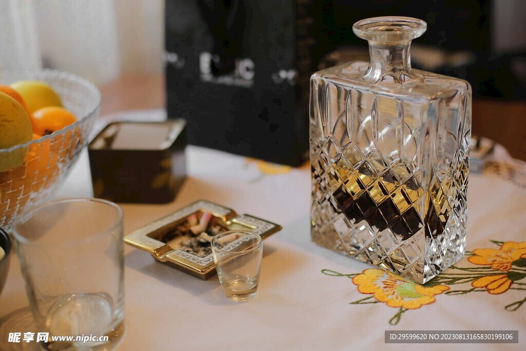 酒杯