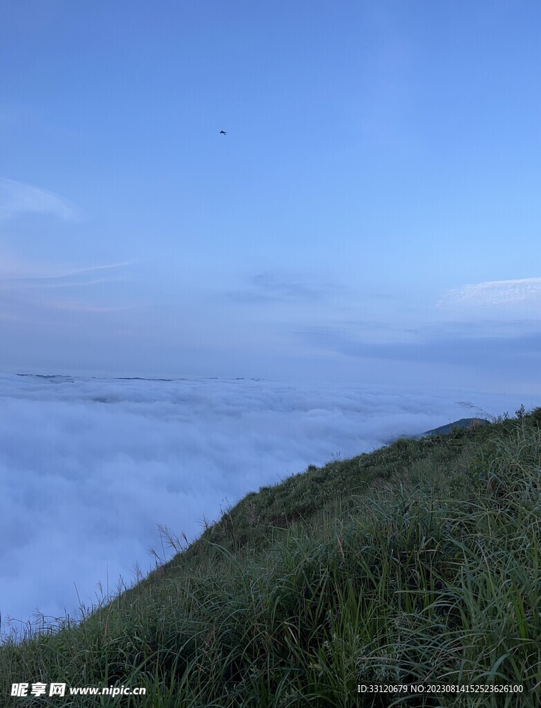 早晨六点的天空