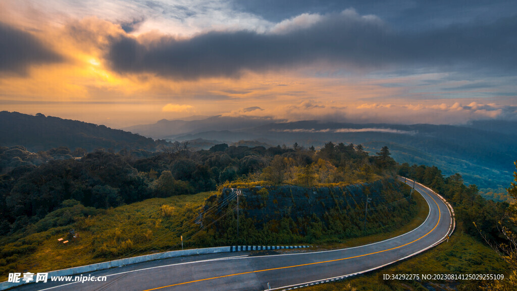 山地公路风景