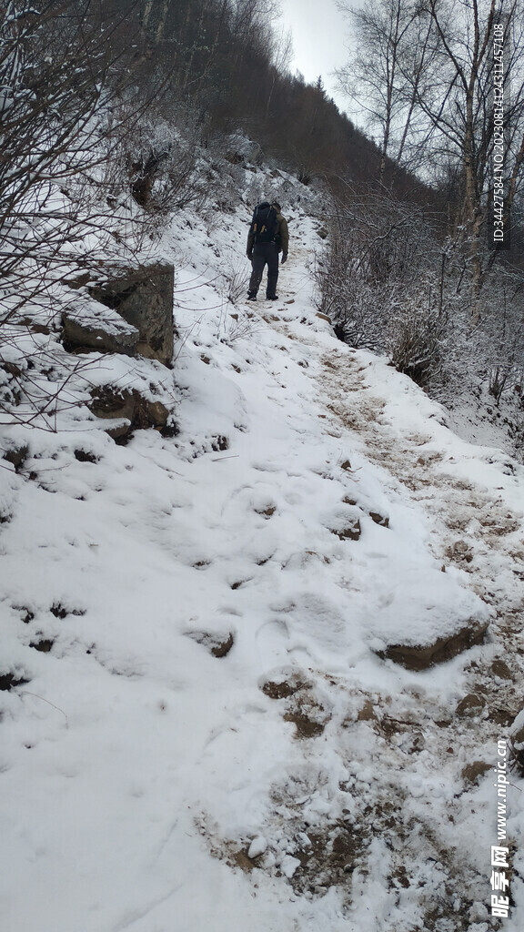 雪景和登山者