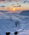 雪山日出