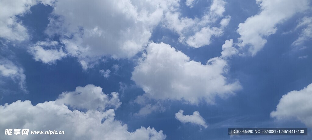 天空