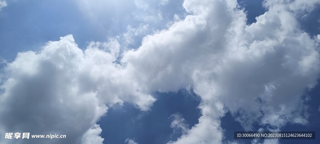 天空