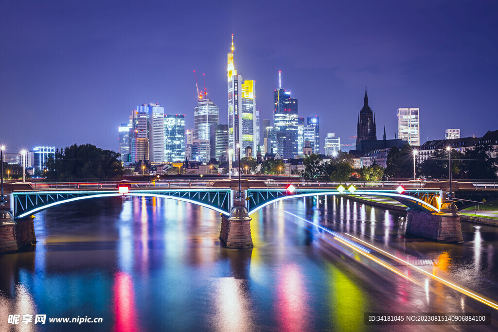 城市建筑夜景