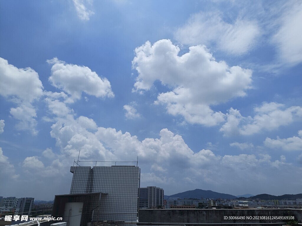 天空