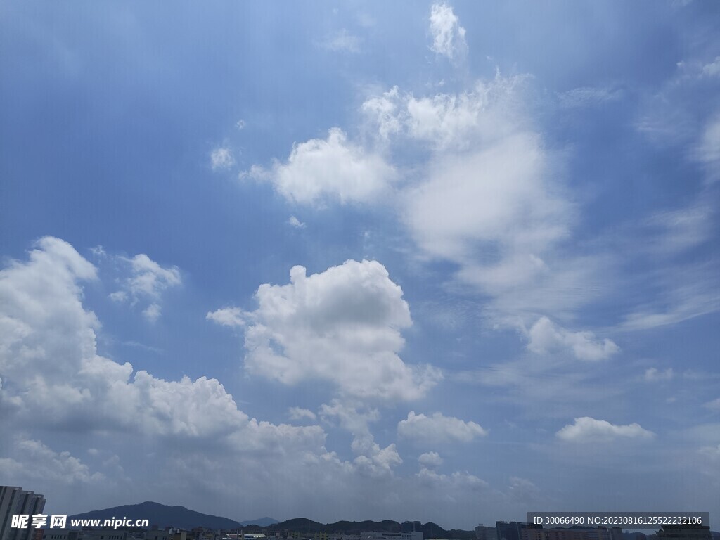 天空