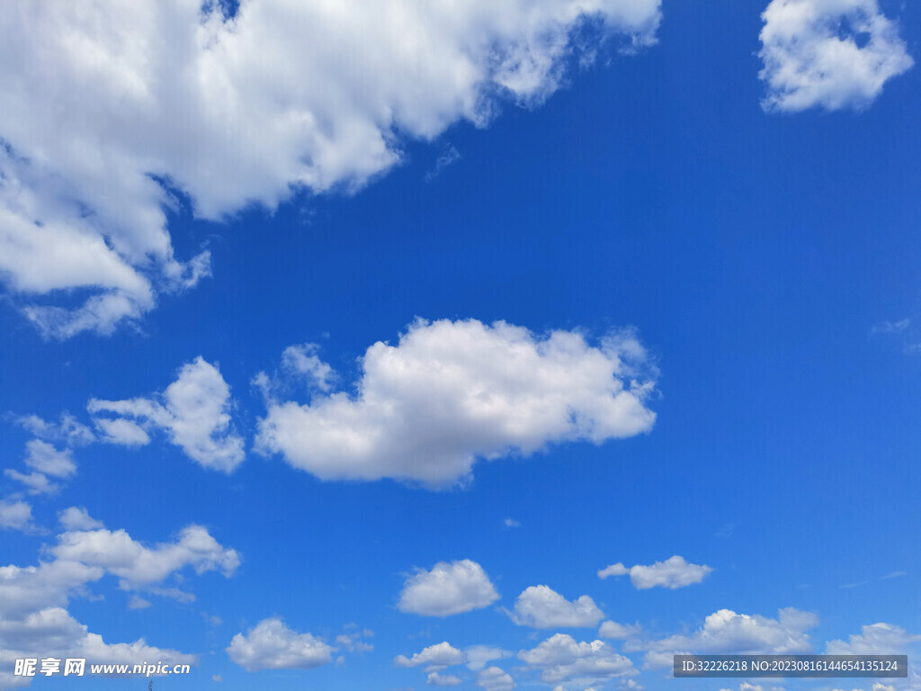 蓝天白云 