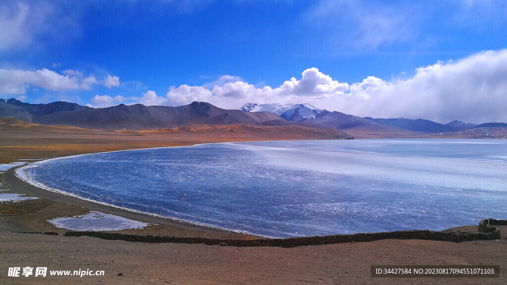 冬季冰湖景