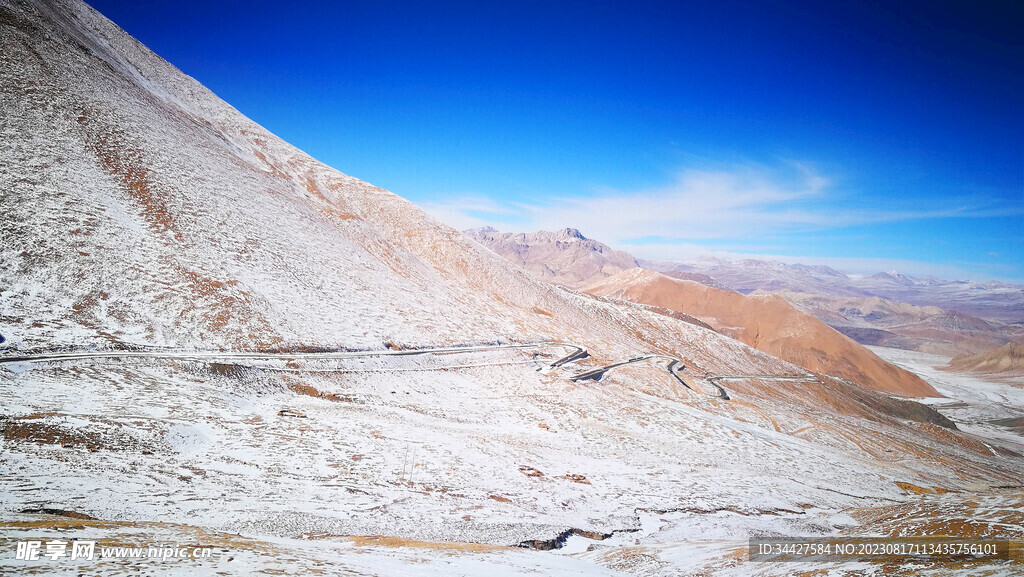 藏区雪山山路