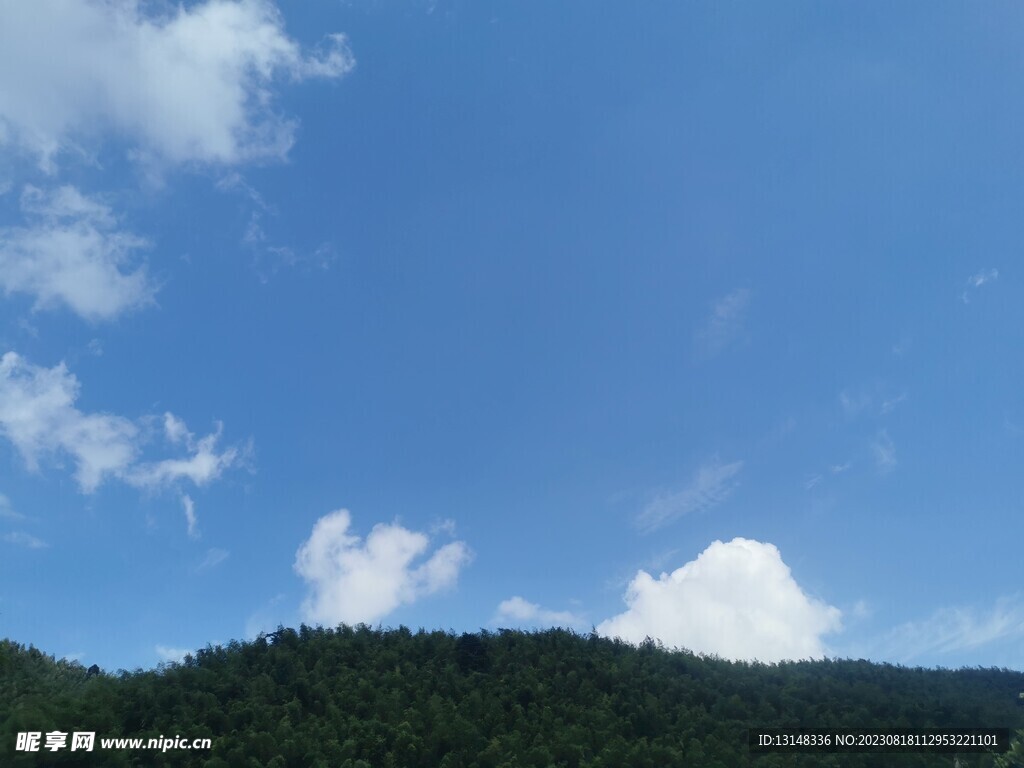 天空
