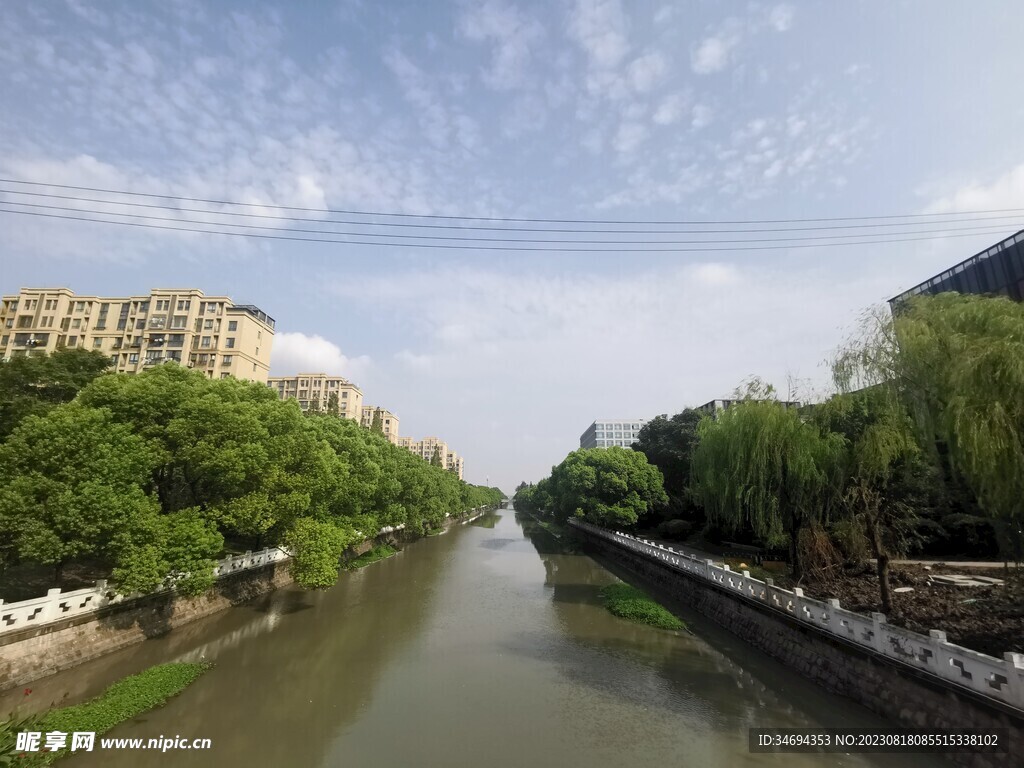 蓝天白云小河