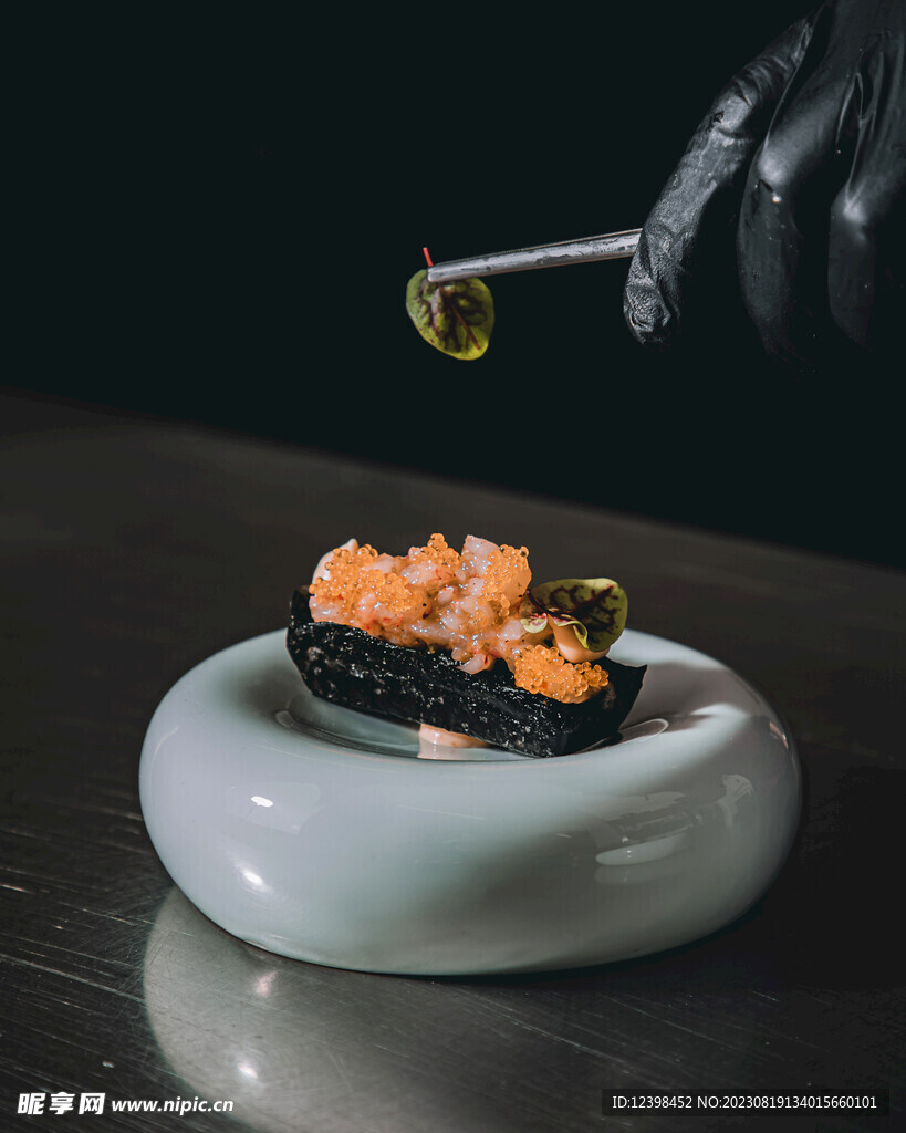 鱼子酱寿司