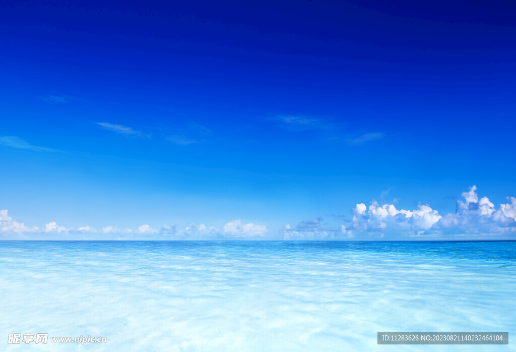 大海蓝天