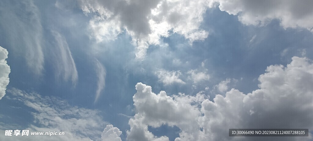 天空