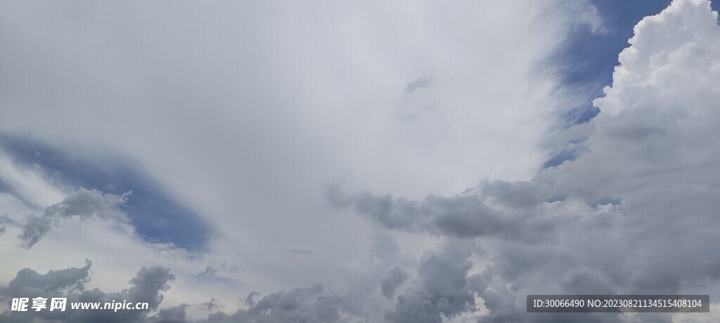 天空