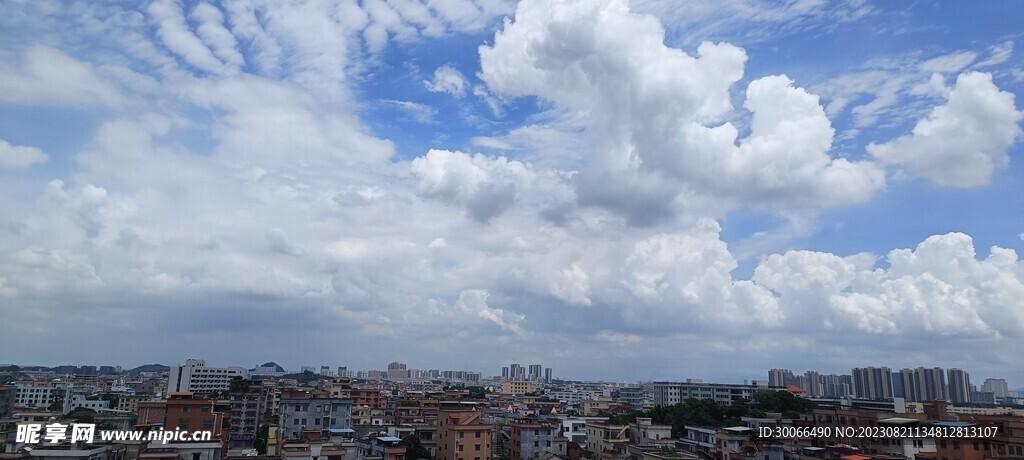 天空