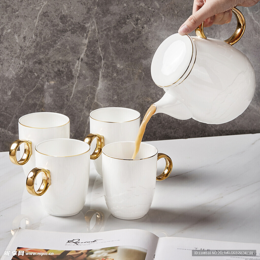精美陶瓷茶壶图片