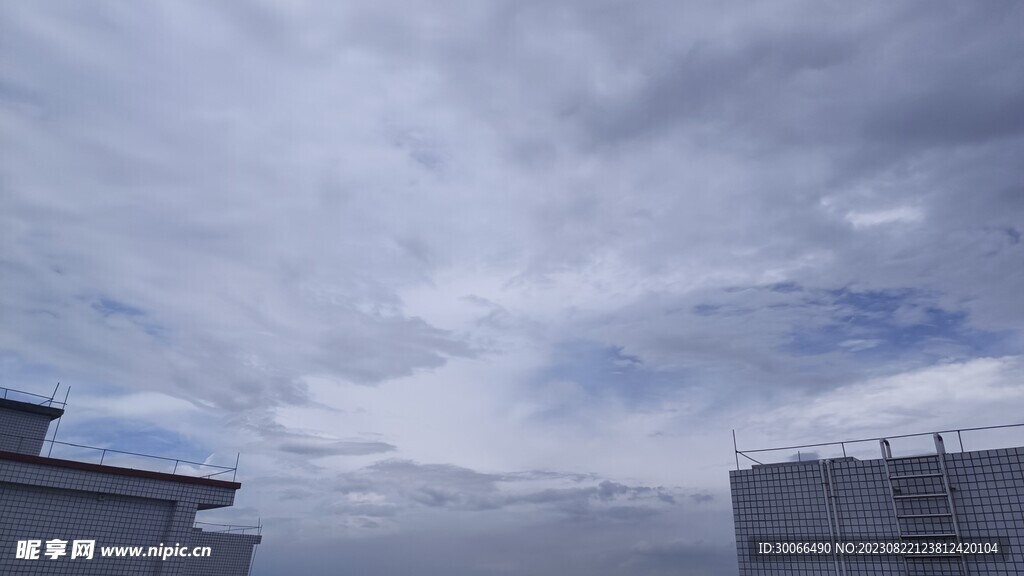 天空