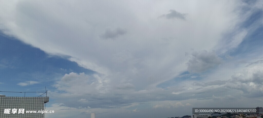 天空