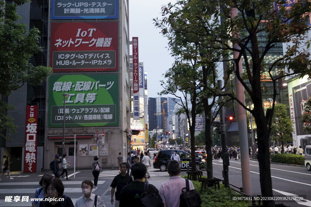 东京秋叶原街景