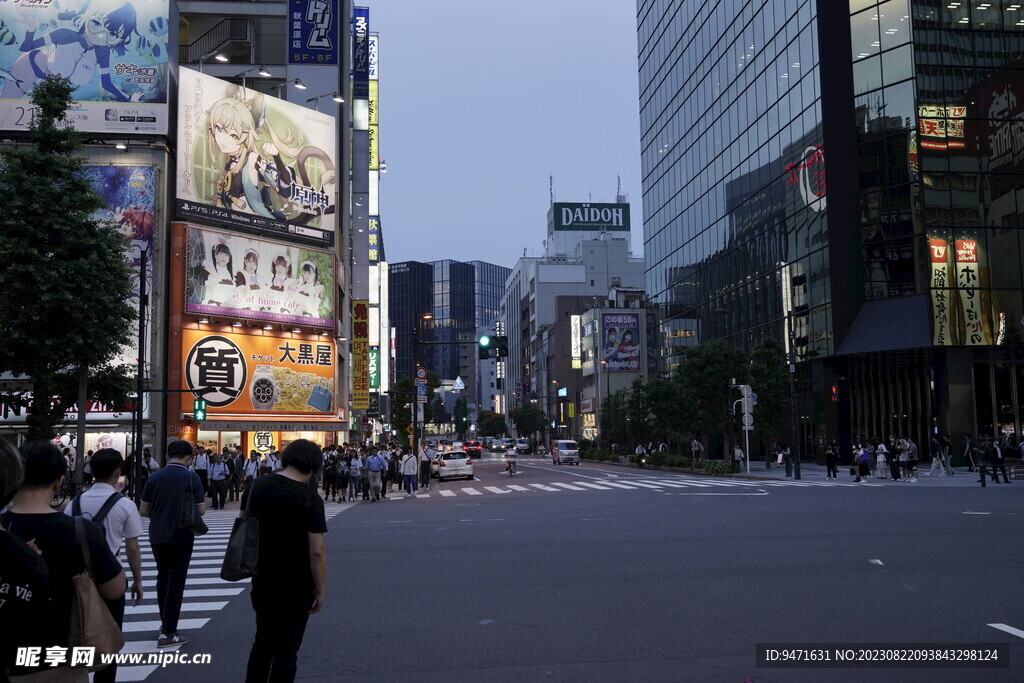 东京秋叶原街景