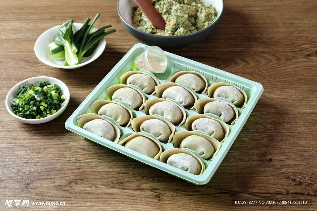 荠菜馄饨