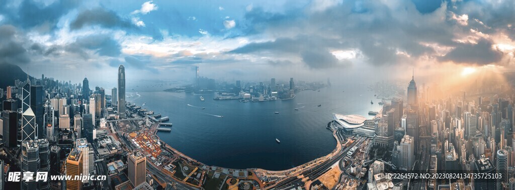 海边城市全景