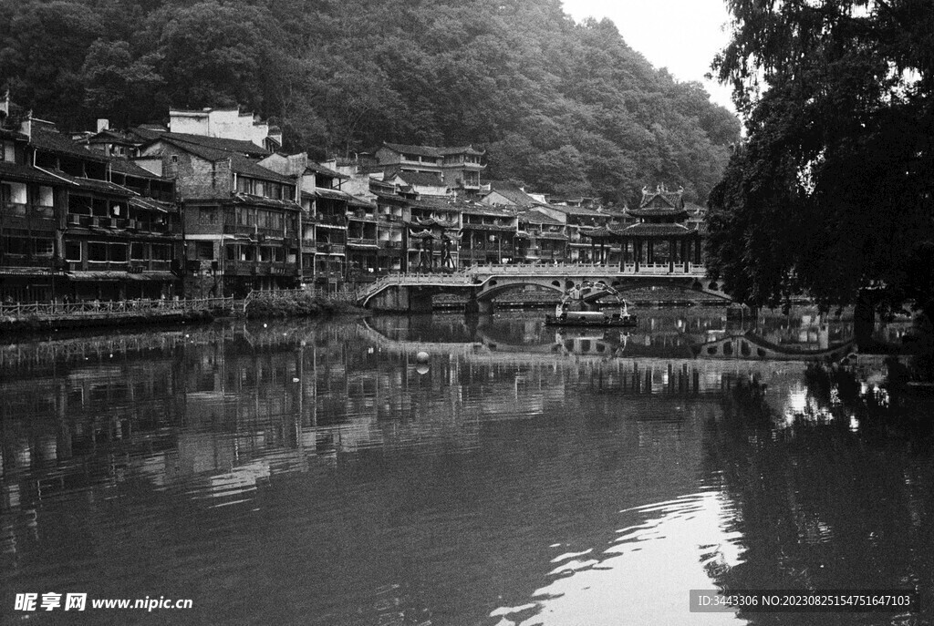 沱江边民宿